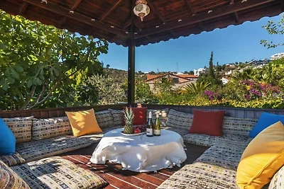 Villa in Kalkan mit Schwimmbecken