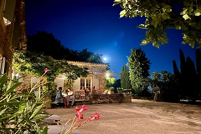 Villa in Vaison-la-Romaine mit Privatpool