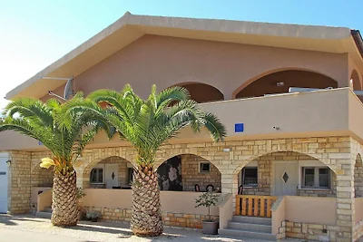 Appartamento a Vir con balcone o terrazzo