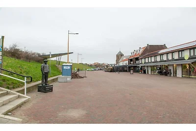 Ferienhaus in Zoutelande mit Balkon