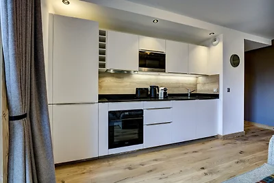 Apartment in Town Centre with 2 Balconies