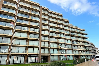 Apartment in Nieuwpoort mit 2 Terrassen