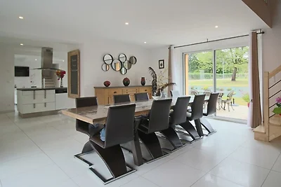 High-End-Villa mit Wellness-Annehmlichkeiten