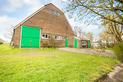 Gemütliches Ferienhaus in Sint Maartensvlotbr...