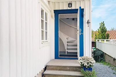 4 esrellas case en KYRKESUND