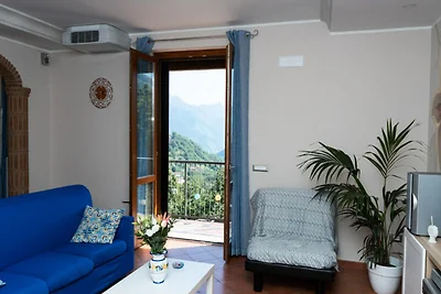 Haus in Tramonti mit Whirlpool und Garten