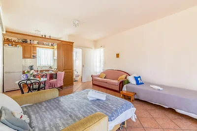 Gemütliche Wohnung in Porto Rafti