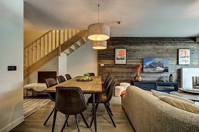 Duplex Apartment with Balcony &