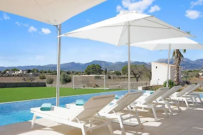 Luxuriöses Landhaus mit Pool in Inca