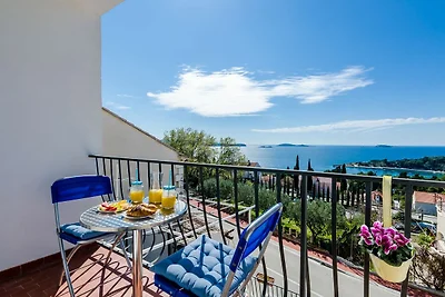 Apartments Knego - Comfort One Bedroom Apartm...