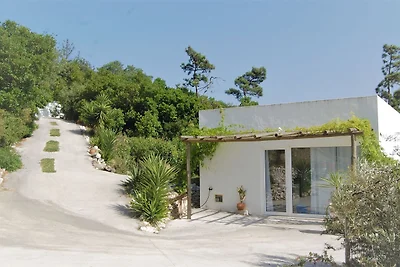 Villa panoramica con piscina e giardino