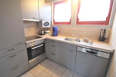 Cottage sul prato sul lago