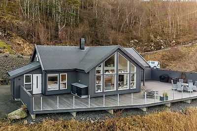 8 Personen Ferienhaus in lyngdal-By Traum
