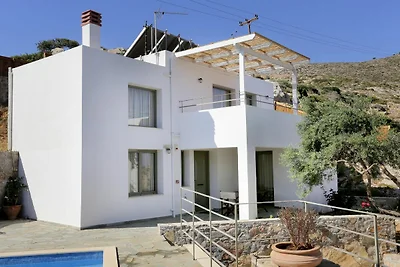 Villa mit Gemeinschaftspool in Achlada