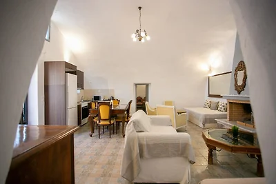 Villa in Triantafillia