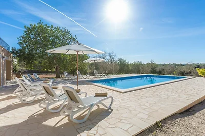 RomanÃ Des Figueral - Villa Con Piscina...