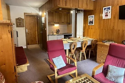 In der Nähe befinden sich Geschäfte, der kost...