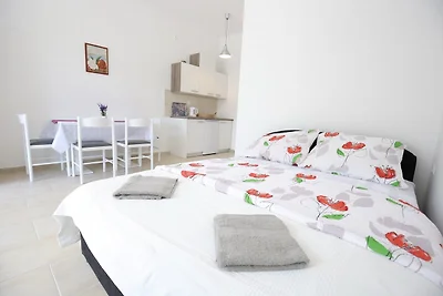 Apartments Kapetan - One Bedroom Apartment wi...