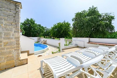 Apartment Panous 2