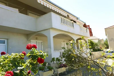 One-Bedroom Apartment With Terrace And Sea Vi...