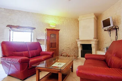Luxusvilla in Saint-Preuil mit Swimmingpool