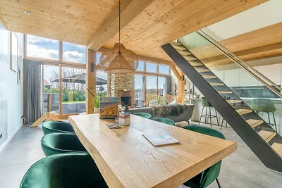 Stilvolle Übernachtung mit Whirlpool und stim...