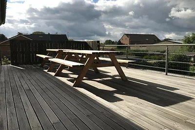 Blütenhaus mit Dachterrasse
