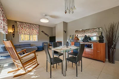 Przestronny wypoczynek w pobliżu wybrzeża...