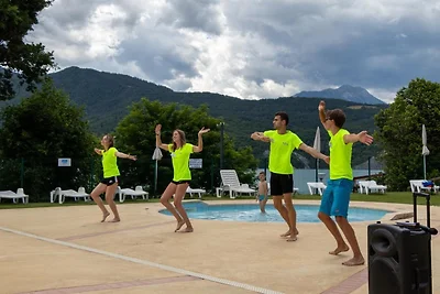 Wohnung am See Serre-Ponçon mit Pool