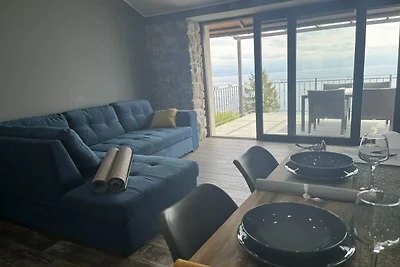 Splendid Holiday Home with Panoramic Sea View...