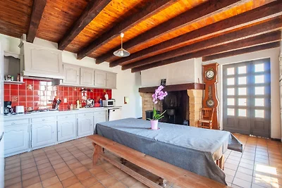 Vakantiehuis met privé zwembad in Loubéjac.