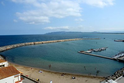 Wohnung in Estartit mit Meeresstrand