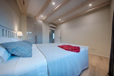 Villa Zdenka - Five Bedroom Villa with...