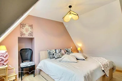 Schönes Ferienhaus in Neulliac