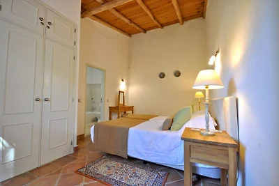 Komfortable und geräumige traditionelle Villa...