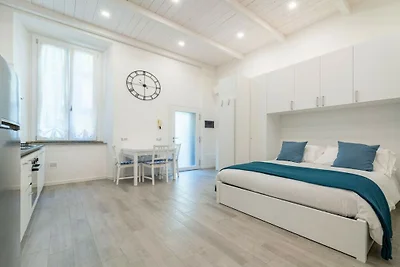 Modern Apartment in Via Carloni