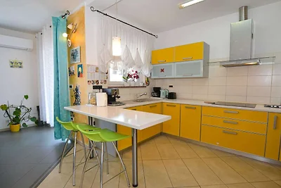 Radovani Peaceful and Serene Apartment with T...