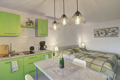 Apartments Luka & Leona - Two Bedroom Apartme...