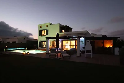 Villa Frangipani