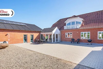 14 Personen Ferienhaus in Fur-By Traum