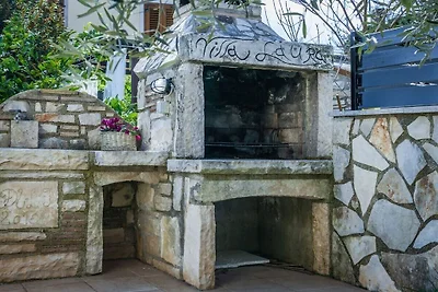 Villa en Krnica con piscina