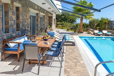 Ferienhaus in Agios Nikolaos mit Pool
