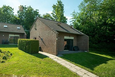 Ferienhaus mit Sauna, 8 km.