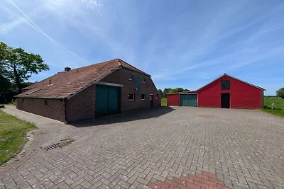Ferienhaus in Dunum mit Schwimmbecken