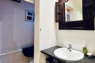 Haus in Trégastel in der Nähe der rosa...