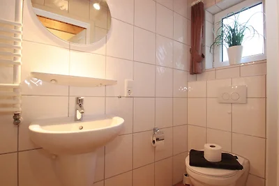 Ferienhaus mit viel Platz in Burhave