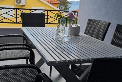 Apartments near the beach Orebic - Two bedroo...