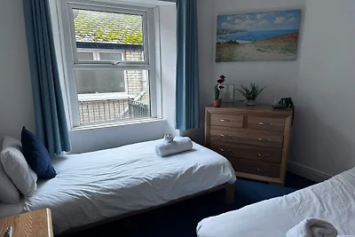 SEASIDE Apartment Two Bed Room Apartment (4...