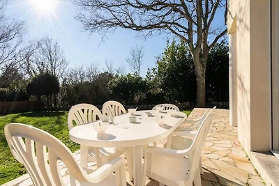 Häuser & Villen für 8 Personen