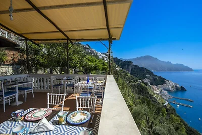 Villa in Amalfi mit Pool und Meerblick